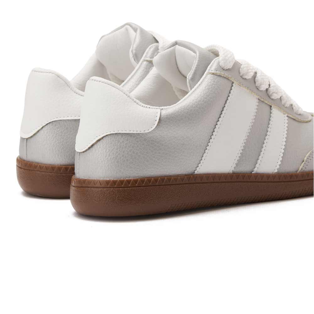 Women trendy leather sneaker - Silver1