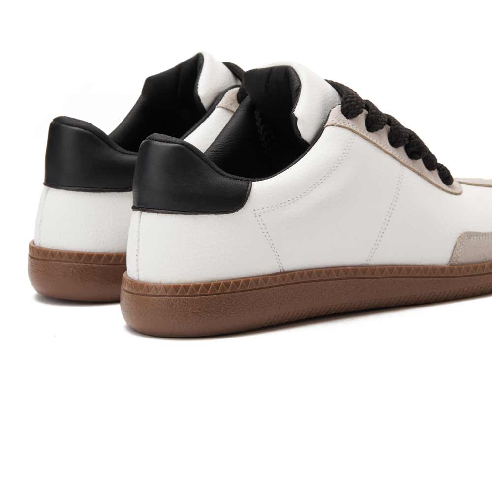 Women leather sneaker with black heel collar - White1