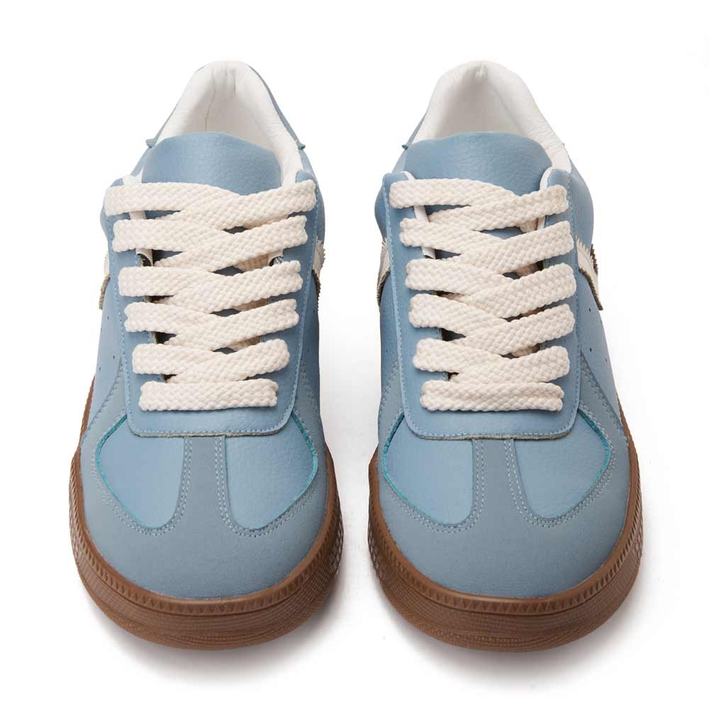 Women's fashion sneakers with white details - Blue2