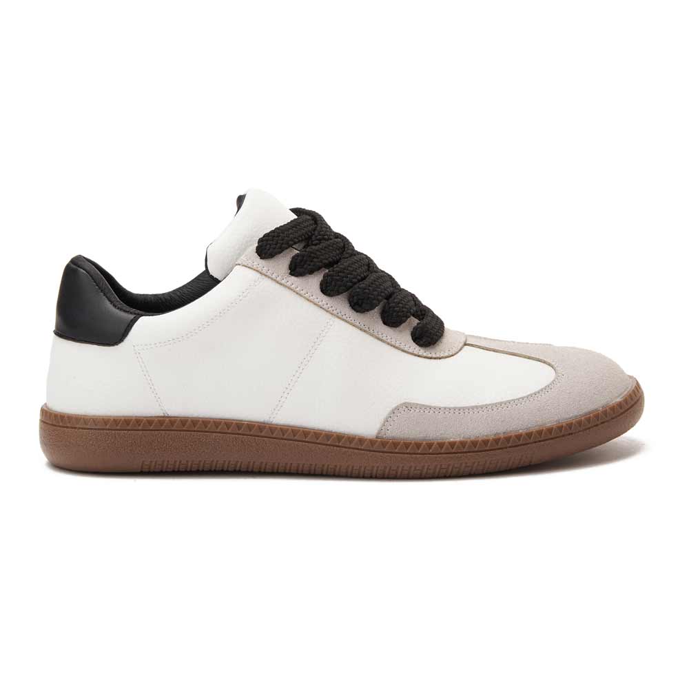 Women leather sneaker with black heel collar - White
